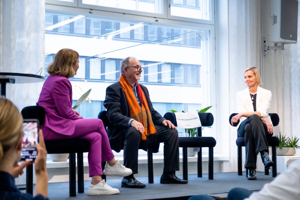 CASE: Henley Business School